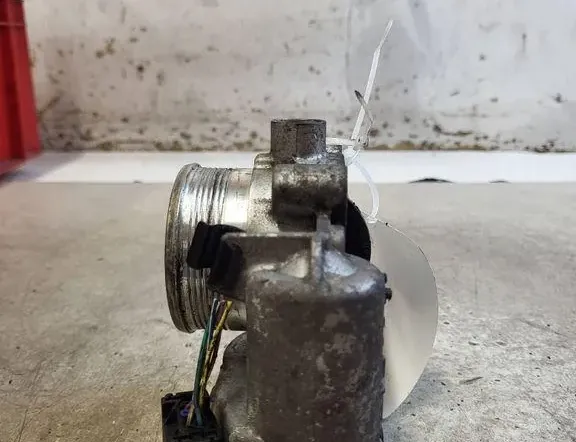 VOLVO V40 Cross Country 1 generation (2012-2020) Throttle Body 0280750520 34523524