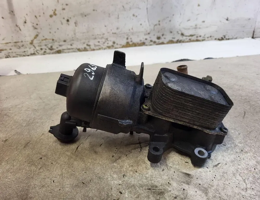 VOLVO V50 1 generation (2003-2012) Oil Filter Holder 9656830180 34531483