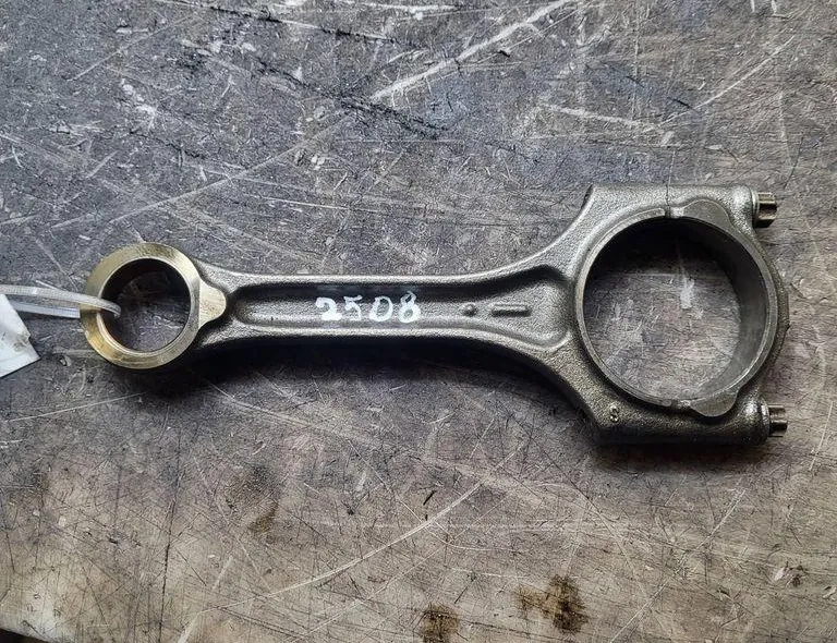 VOLVO V40 Cross Country 1 generation (2012-2020) Connecting Rod 34509580