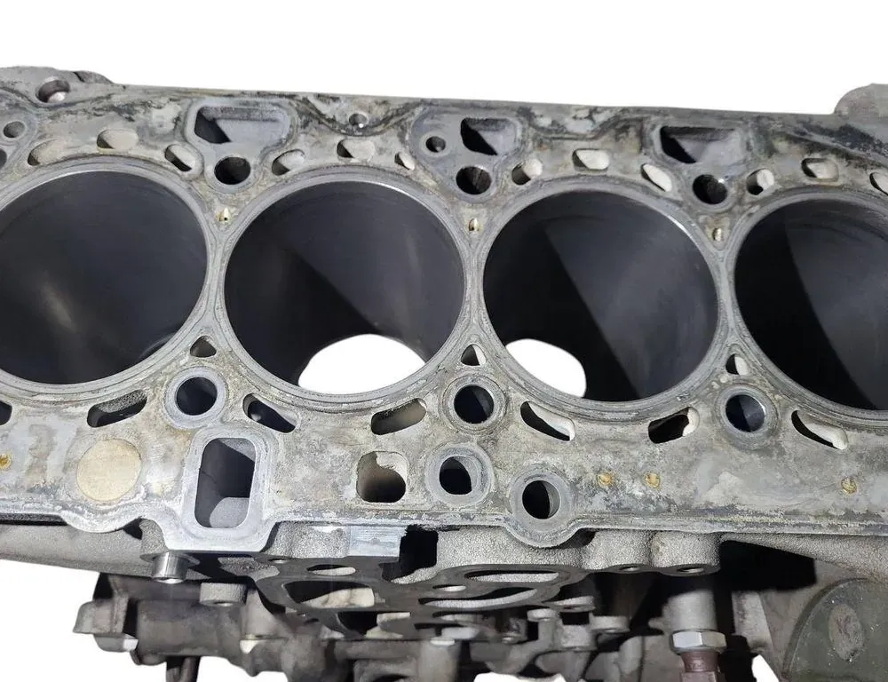 BMW 5 Series F10/F11 (2009-2017) Блок двигателя N47D20C 35995859