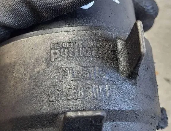 VOLVO V50 1 generation (2003-2012) Oil Filter Holder 9656830180 34531483