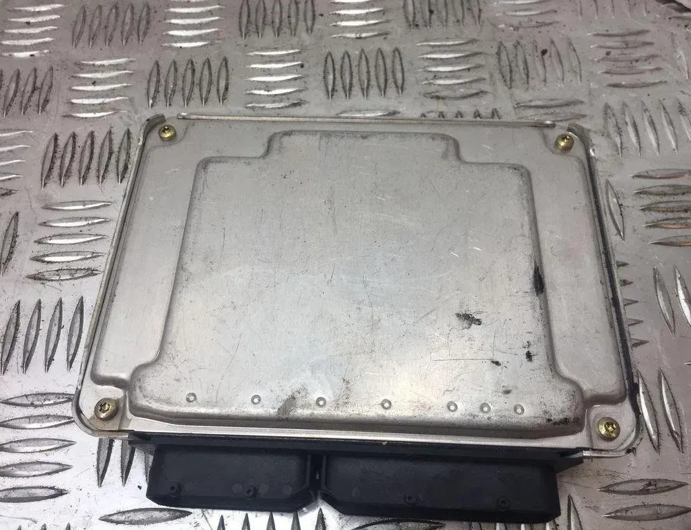 VOLKSWAGEN Passat B7 (2010-2015) Engine Control Unit ECU 038906019CD 30542795