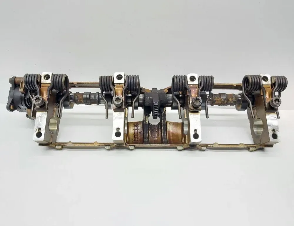 BMW X5 E70 (2006-2013) Дополнительные внутренние детали двигателя 7506172,2156 34319213