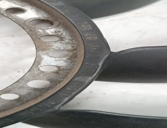 AUDI A4 B5/8D (1994-2001) Fan Blade 059121301A 27169200