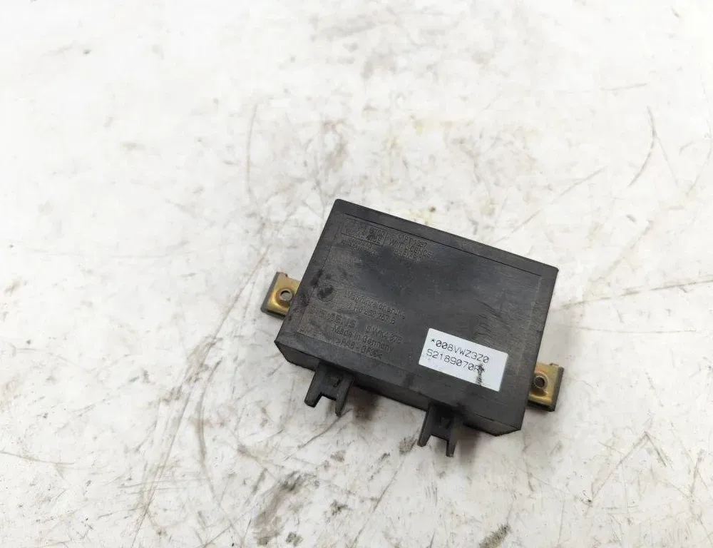 VOLKSWAGEN Golf 3 generation (1991-1998) Immobiliser control unit 1H0953257B 31481969