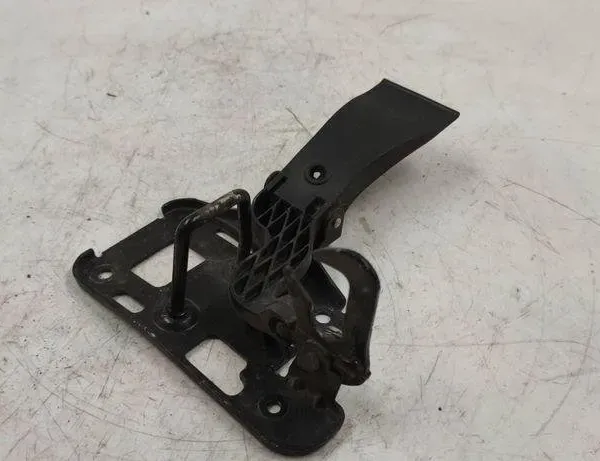 AUDI A4 B8/8K (2011-2016) Bonnet Safety Latch 8t0823480 31488305