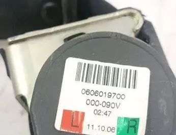 BMW 3 Series E90/E91/E92/E93 (2004-2013) Ремень безопасности задний правый 0606019700 31490388