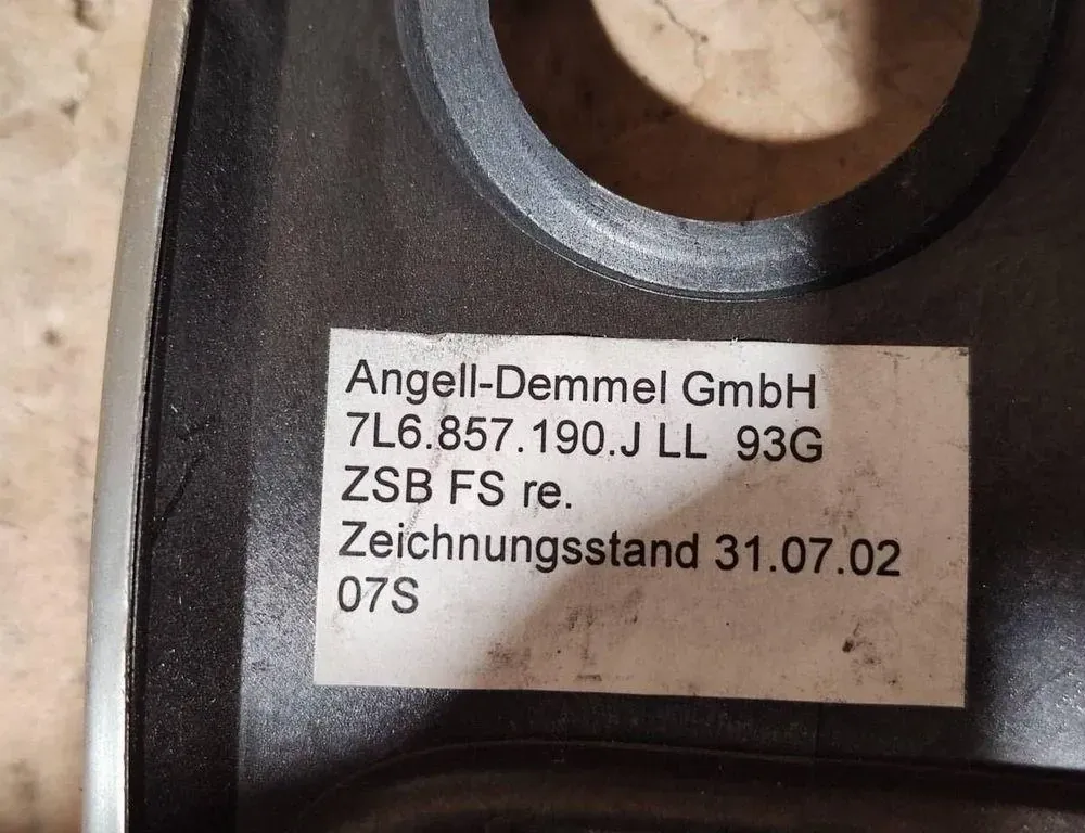 VOLKSWAGEN Touareg 1 generation (2002-2010) Other parts of the interior panel 7L6857190J,7L6857240 36005639