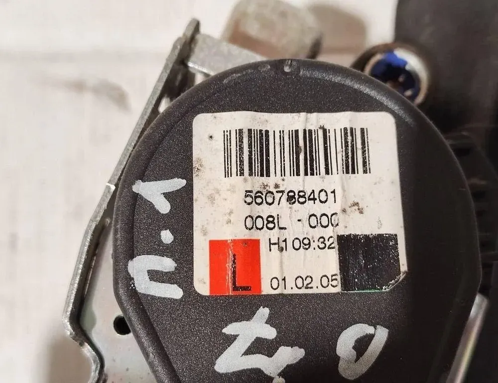 AUDI A4 B7/8E (2004-2008) Front Left Seatbelt 102022005,601916200C,8E0857705F,560788401 36005738