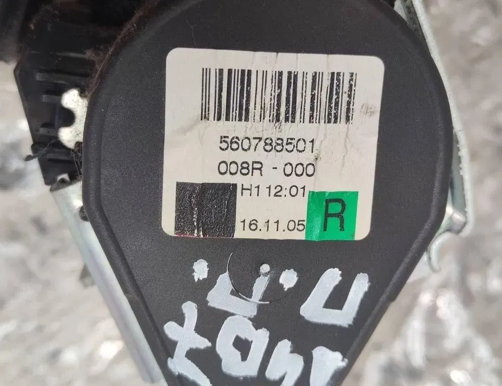 AUDI A4 B7/8E (2004-2008) Front Left Seatbelt 601917400C 35979429