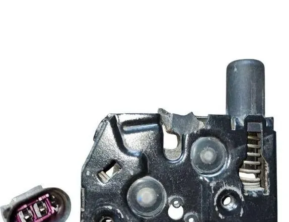 AUDI A6 C7/4G (2010-2020) Bonnet Lock 4G0823509C 35979501