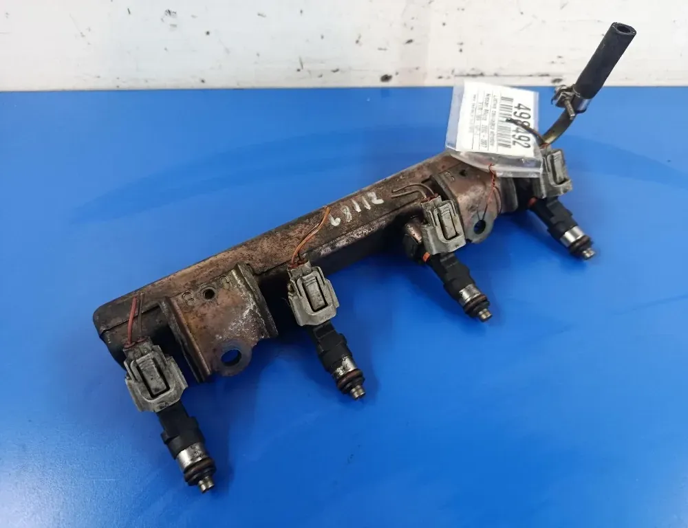 NISSAN Micra K12 (2002-2010) Топливная рейка 33720381