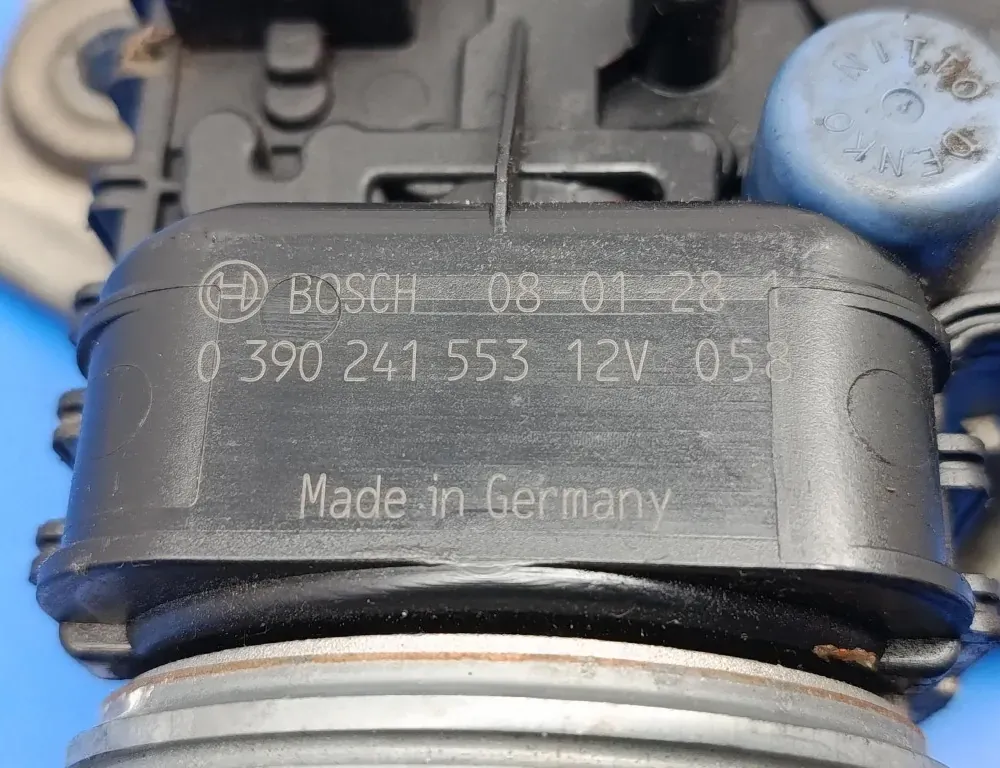 OPEL Astra H (2004-2014) Wiper motor 33799856