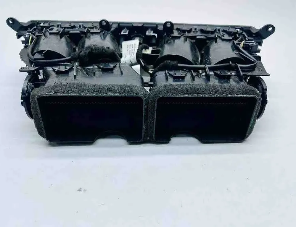 BMW 7 Series F01/F02 (2008-2015) Вентиляционные отверстия центральной консоли 9115859,6504007116116,6422 32735011