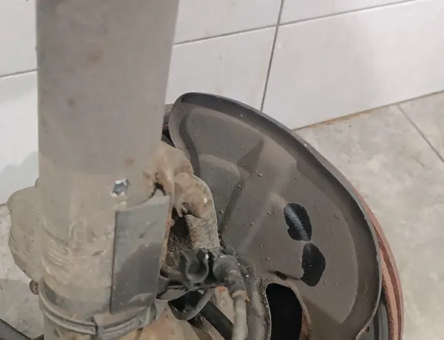 MERCEDES-BENZ C-Class W204/S204/C204 (2004-2015) Ступица передняя левая A2123220184,A2043308711,A2043306711,A2043320101,A2043233000,A2043212304,A2043202866 22901589