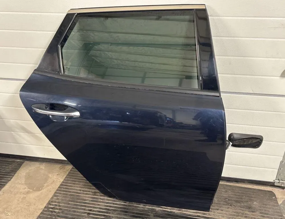 KIA Optima 4 generation (2015-2020) Дверь задняя правая 33891644