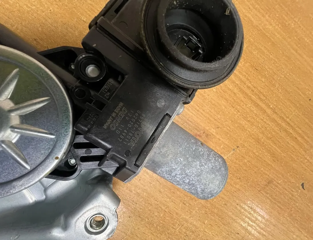 LEXUS NX 1 generation (2014-2021) Rear door window regulator with motor 0620204982,#1883,8571078011 28887346