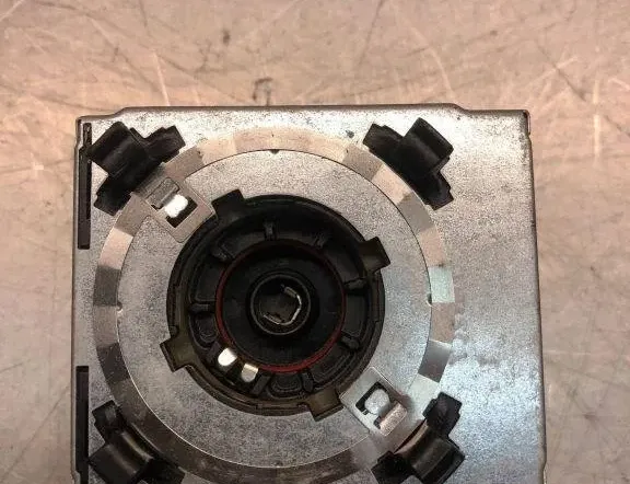 MERCEDES-BENZ E-Class W211/S211 (2002-2009) Xenon Light Control Unit 5DD00831950 31744582