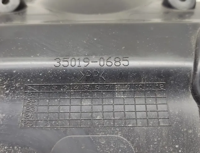 KAWASAKI Z650RS Number plate holder bracket 350190685,35019-0685 34490515