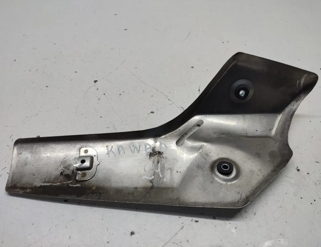 KAWASAKI Z650RS Right side heat shield heat guard cover Z650 34486748