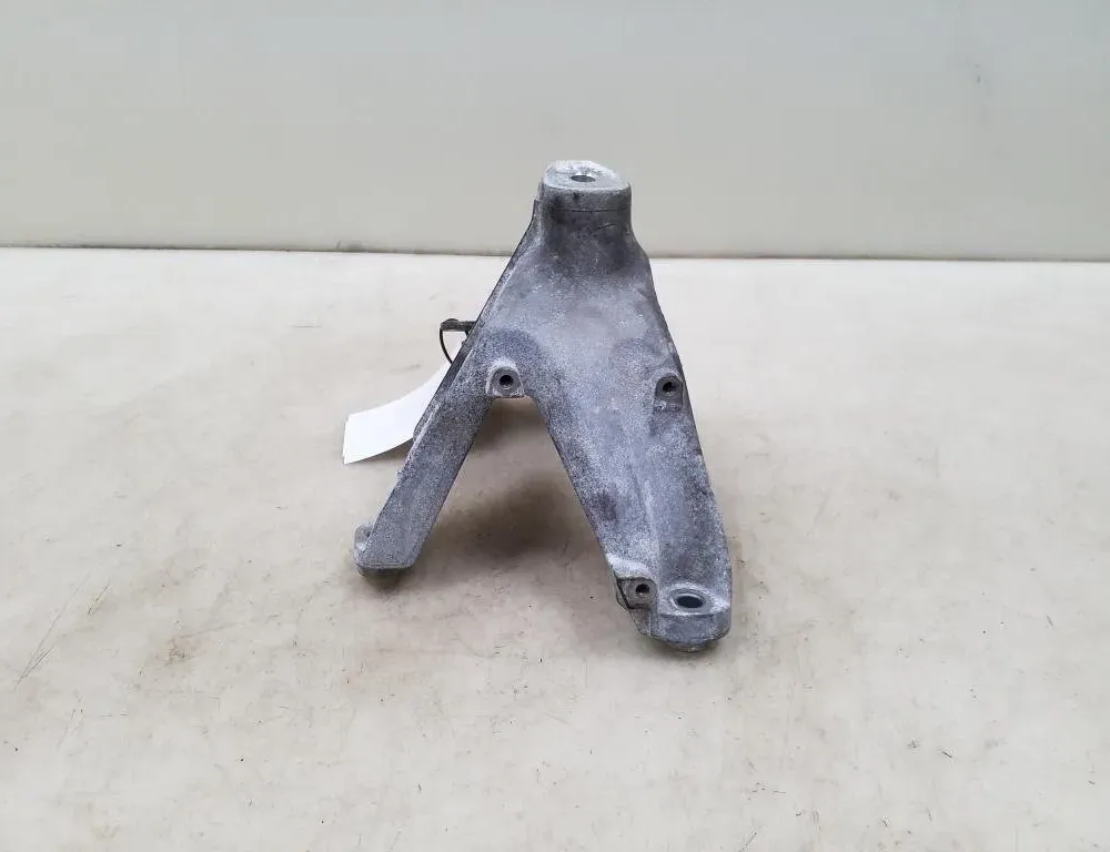 AUDI A4 B8/8K (2011-2016) Engine Bracket Right Side 8K0199308CA 24966905
