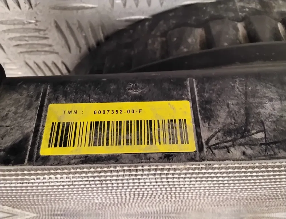 TESLA Model S 1 generation (2012-2024) Air Con Radiator 600735200F 34845667
