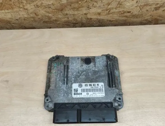 VOLKSWAGEN Passat B7 (2010-2015) Engine Control Unit ECU 03G906021NK 33891375