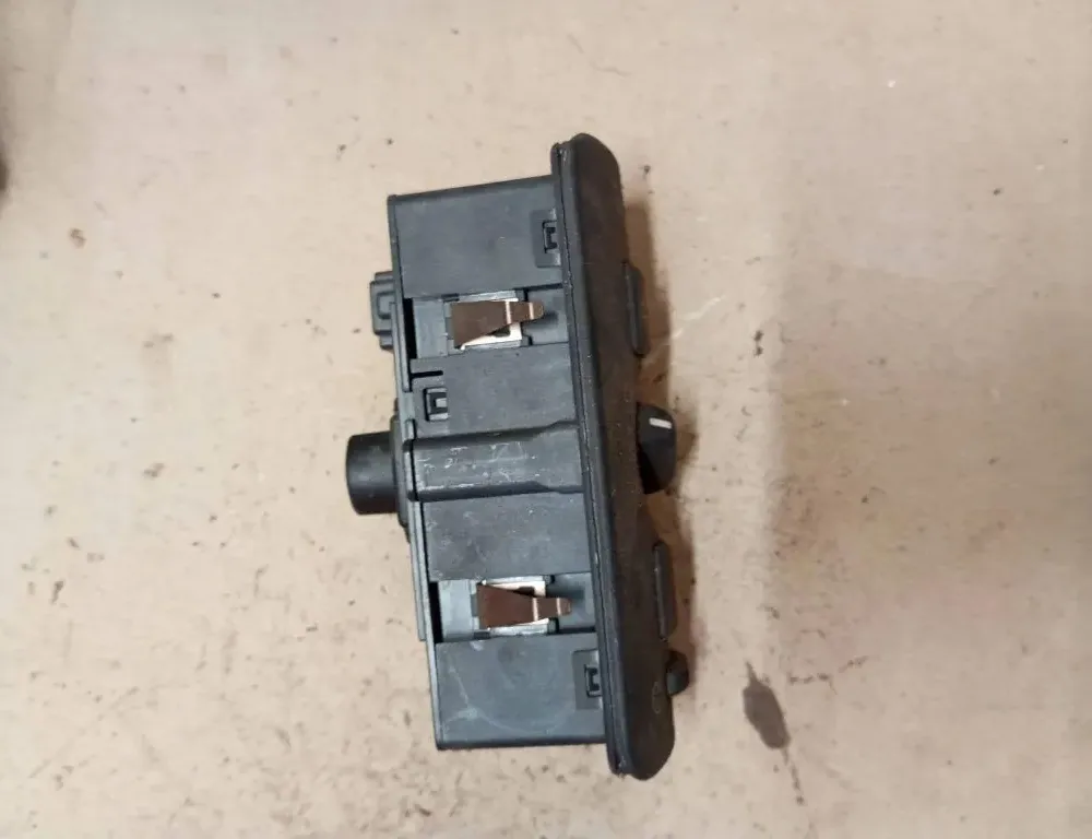 VOLVO S60 2 generation (2010-2020) Переключатель света 30739412,110715B 33121056