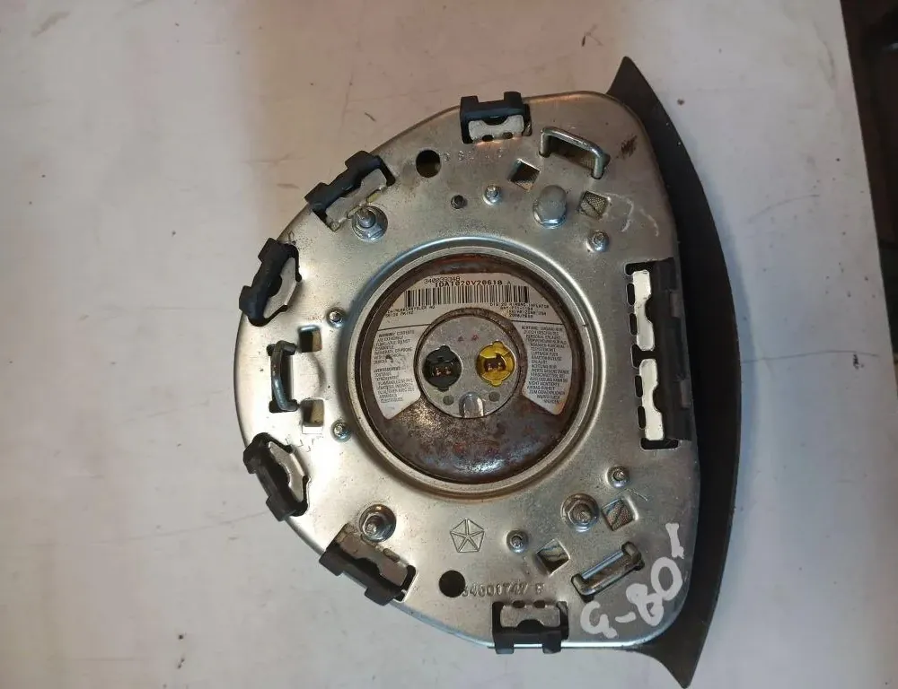 CHRYSLER Voyager 5 generation (2007-2020) Steering Wheel Airbag 0ZM11XDVAG,154852 33123087