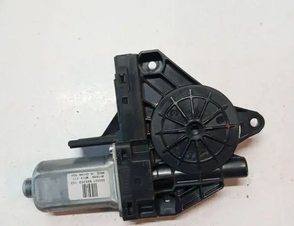 VOLVO XC60 1 generation (2008-2017) Маторчик стеклоподъемника передней левой двери WR12717 33137400