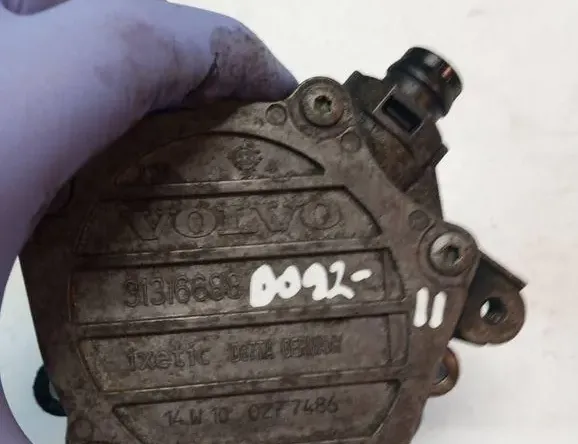 VOLVO XC60 1 generation (2008-2017) Vacuum Pump 31316688 33139104