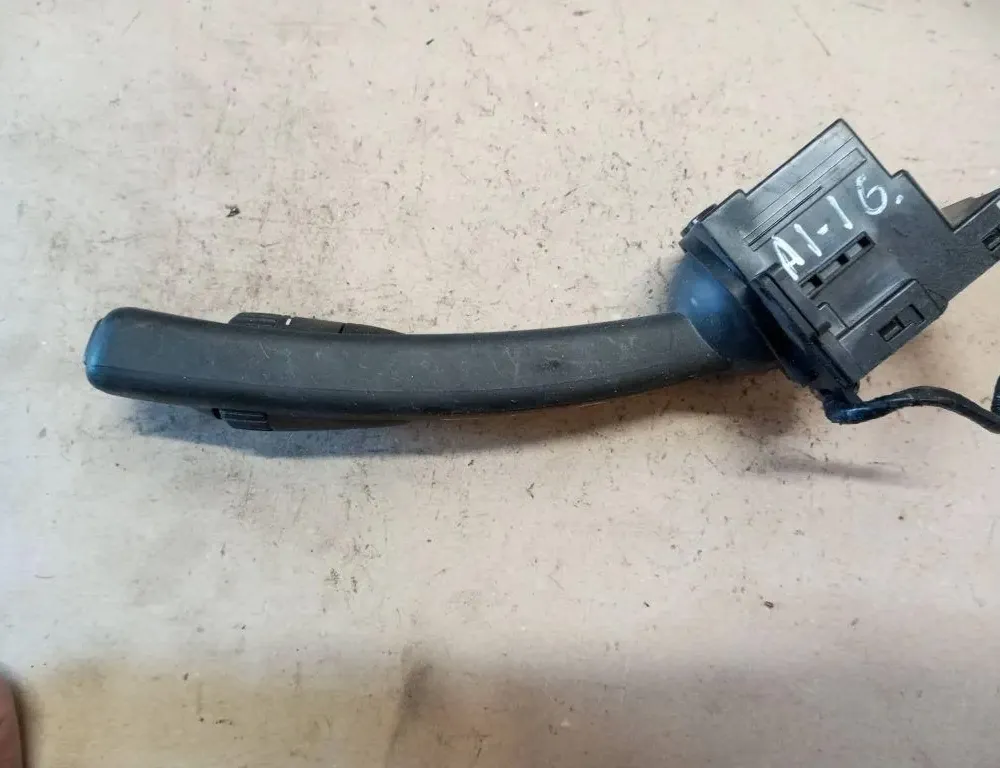 VOLVO V60 1 generation (2010-2020) Turn switch knob 31334647 33152612