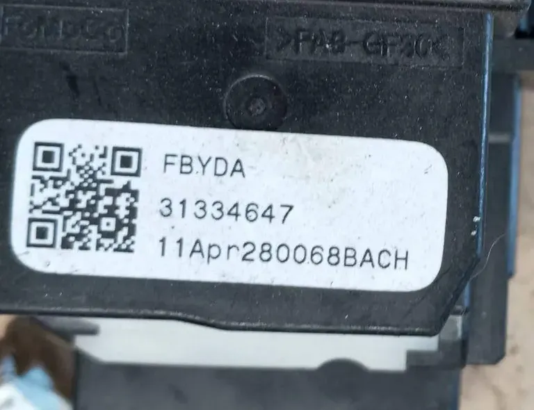 VOLVO V60 1 generation (2010-2020) Turn switch knob 31334647 33152612