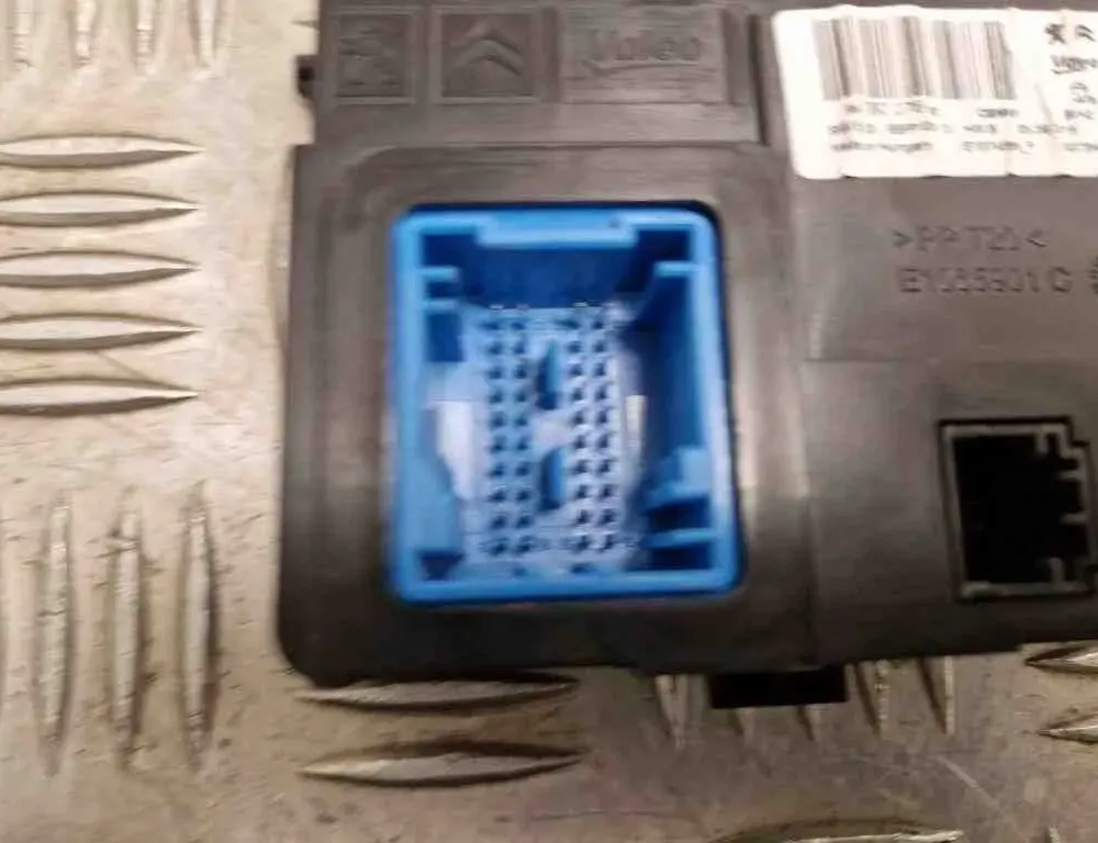 PEUGEOT 308 T9 (2013-2021) Other Control Units E1074495F,9678007680,E1065901C 32414804