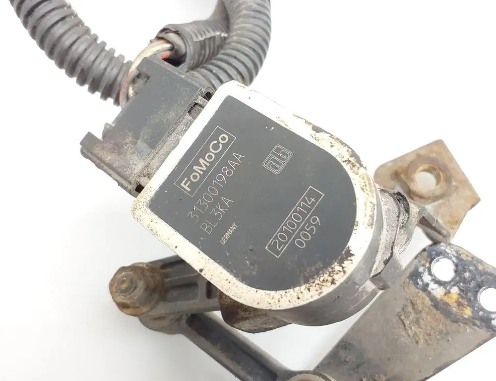 VOLVO XC60 1 generation (2008-2017) Front Left Level Sensor 31300198AA 34062920