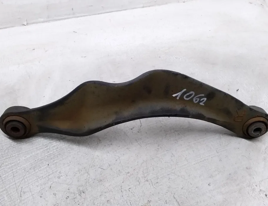 VOLVO XC60 1 generation (2008-2017) Rear Right Arm 7G915500VBB 27700166