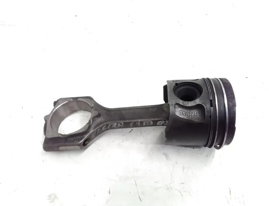 OPEL Vectra C (2002-2005) Piston I0906 27724496