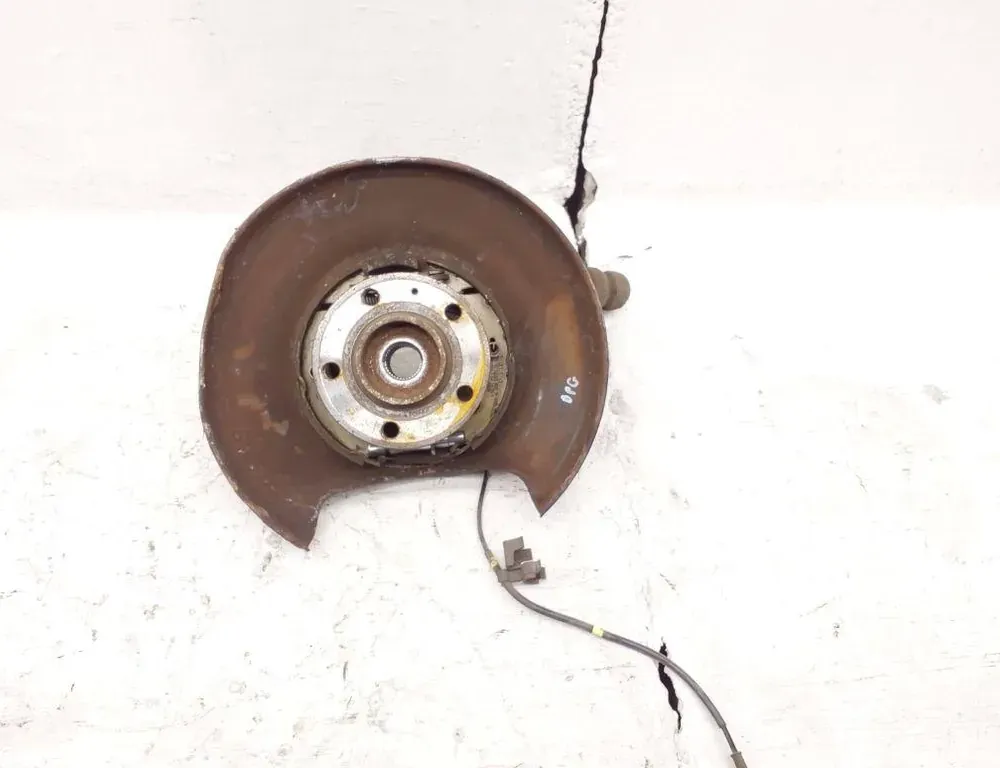 VOLVO XC60 1 generation (2008-2017) Rear Right Wheel Hub P31317172 34510388