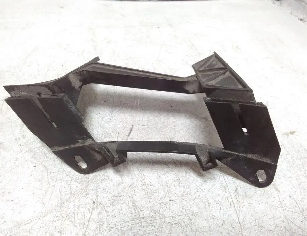 VOLKSWAGEN Transporter T5 (2003-2015) Right Headlight Bracket Mount 1301329422 30923736