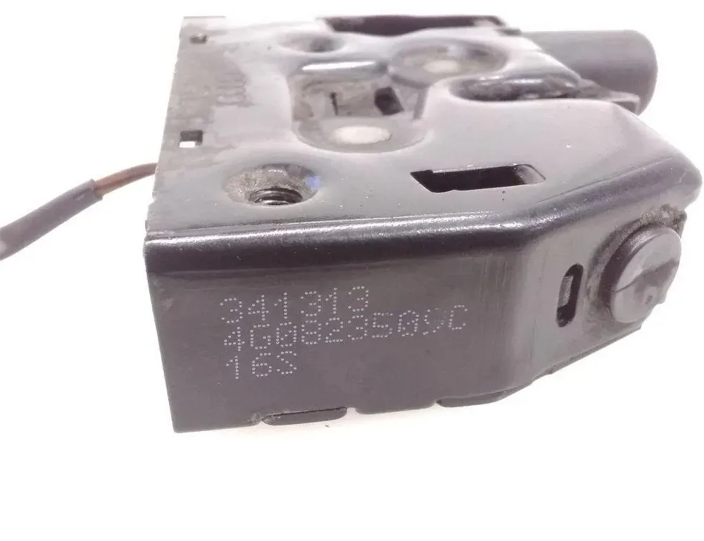 AUDI A7 C7/4G (2010-2020) Bonnet Lock 4G0823509C 31879551