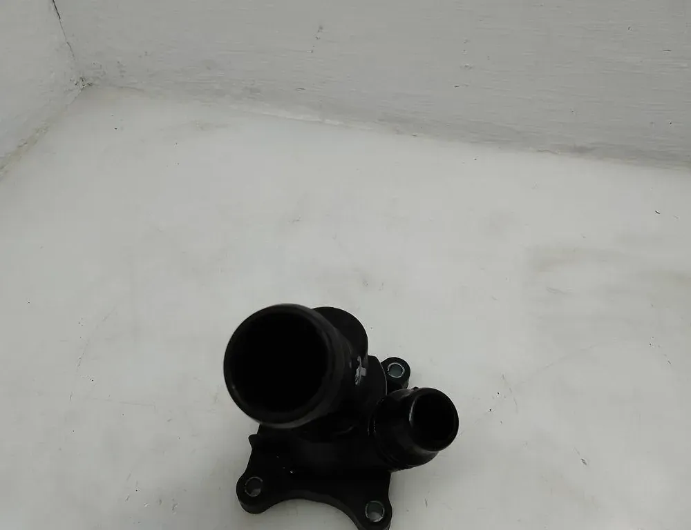 VOLVO V90 2 generation (2016-2024) Thermostat 31686045 34530179