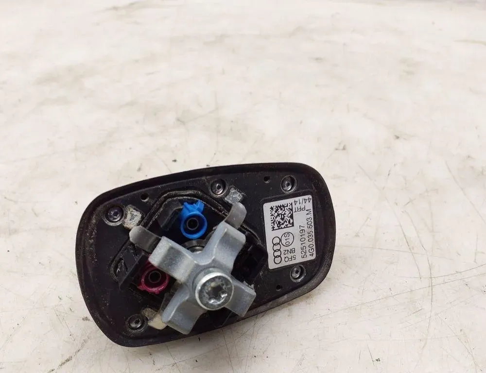 AUDI A6 C7/4G (2010-2020) Антенна 4G0035503M 35136626