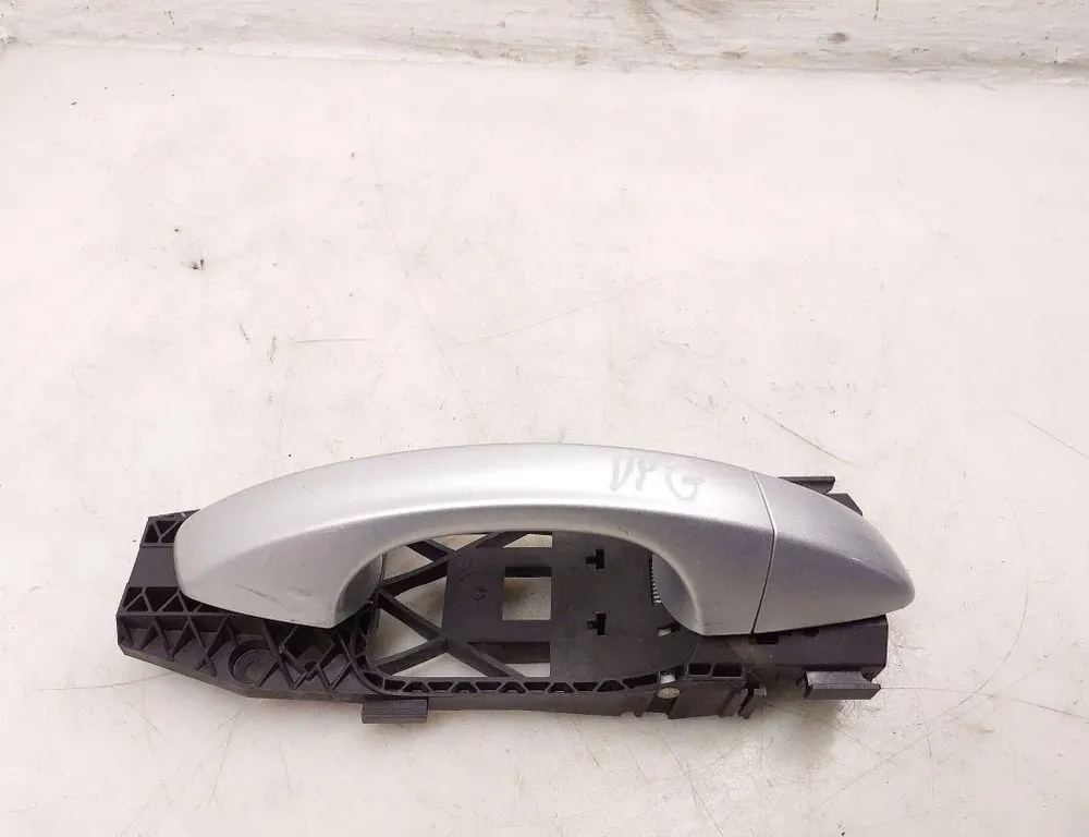 SKODA Superb 3 generation (2015-2023) Rear right door outer handle 7P6839885 35119779