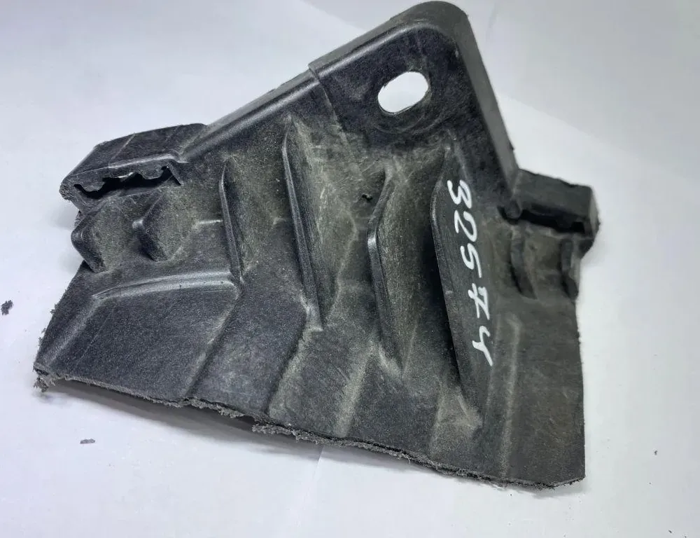 VOLVO XC60 2 generation (2017-2024) Front light cover 34343712