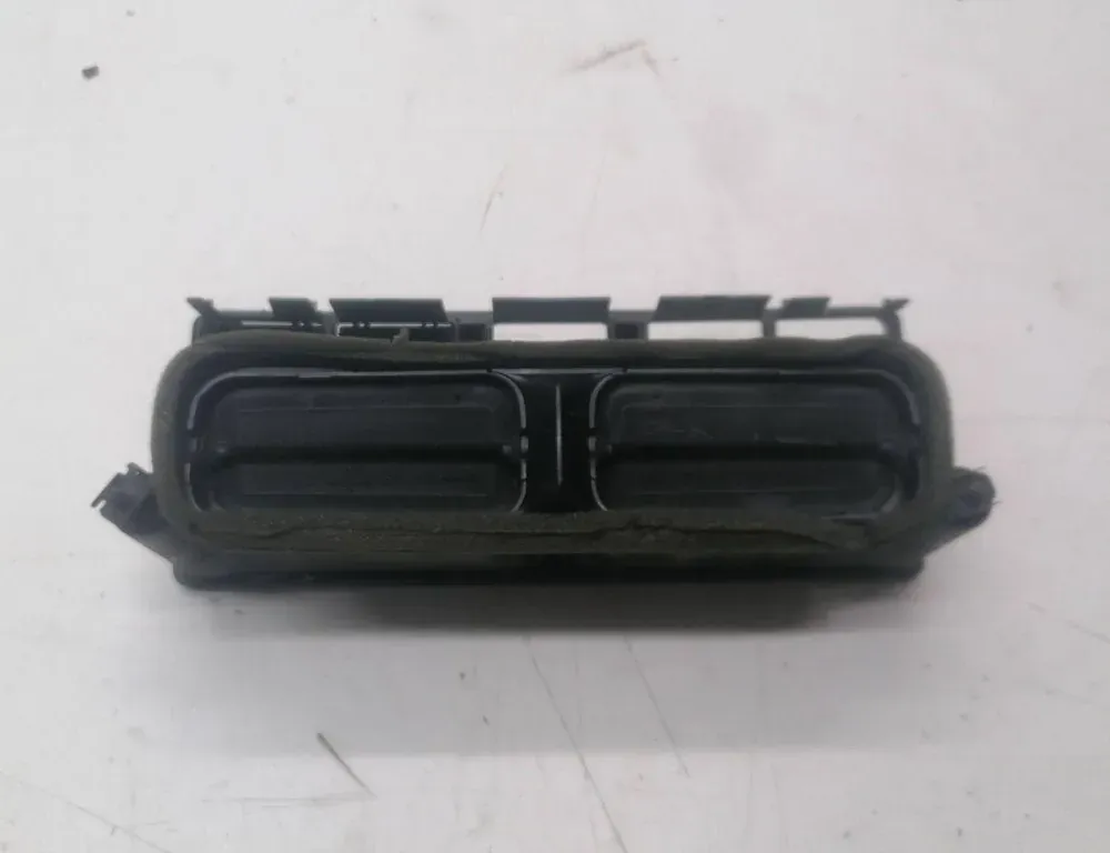 VOLKSWAGEN Golf 5 generation (2003-2009) Center console air vents 1J0819736C,1J0819728C 34335025
