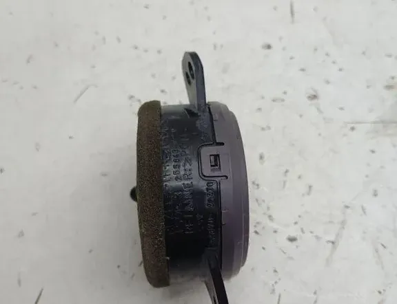 TOYOTA Celica 7 generation (1999-2006) Вентиляционные отверстия центральной консоли 2556430270 34348704