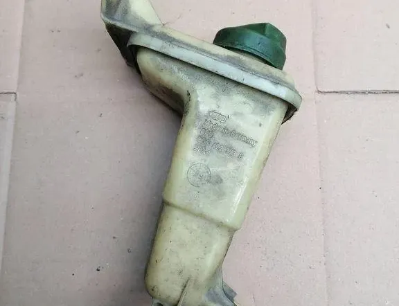 AUDI A6 C5/4B (1997-2004) Бачок насос гидроусилителя 8D0422373C 34352835