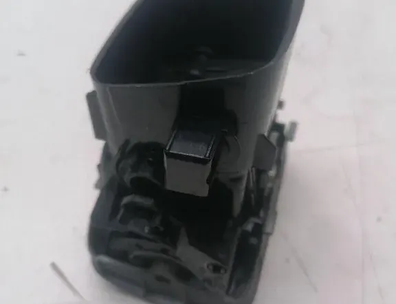 VOLKSWAGEN Passat B5 (1996-2005) Вентиляционные отверстия центральной консоли 3B0819703D 34343519