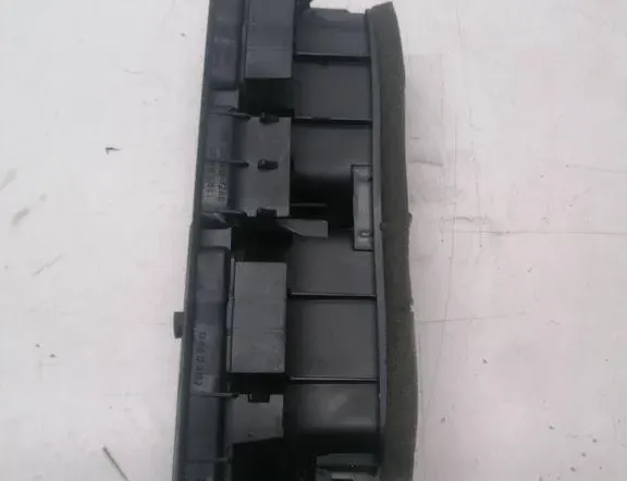 VOLKSWAGEN Golf 5 generation (2003-2009) Center console air vents 1J0819736C,1J0819728C 34335025