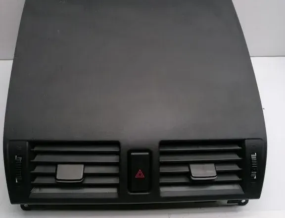 MAZDA 3 BK (2003-2009) Вентиляционные отверстия центральной консоли B32H55311 34347514